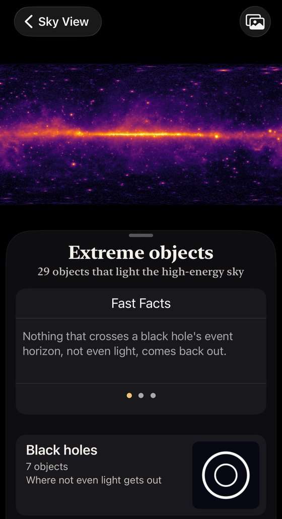 The Extreme objects page in the app: the gamma-ray sky, 29 objects that light the high-energy sky, and the black holes' row